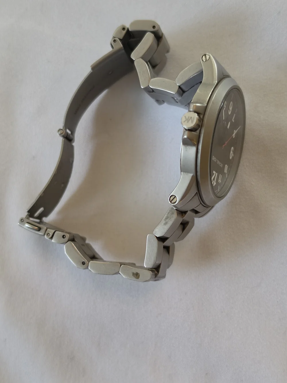 Michael Kors Men’s Stainless Steel Black Dial Watch